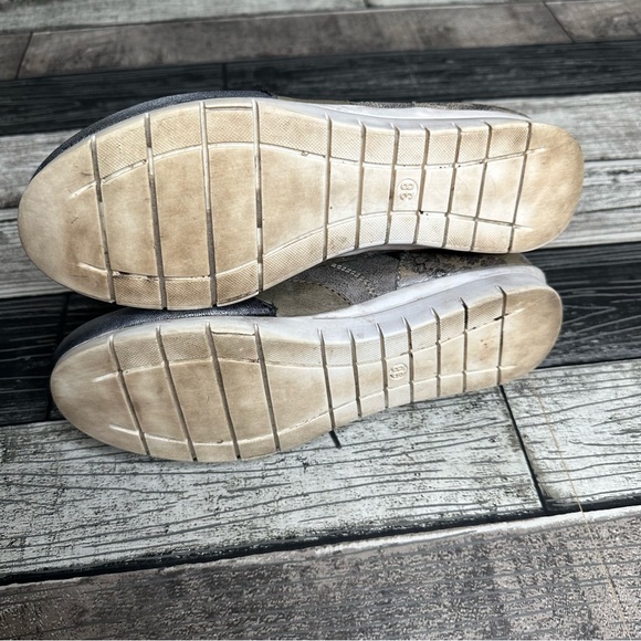 Miz Mooz Pericles Fashion Sneaker Women Size 38 7 Floral Print Casual Shoe Brown - Picture 7 of 11